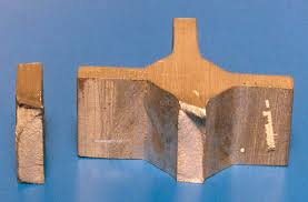 Picture 2: Fatigue fracture in test specimen